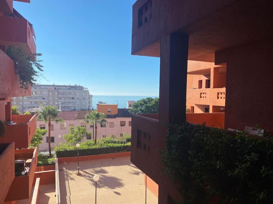Central Estepona 3 Bed Apt With Pool And Parking エクステリア 写真