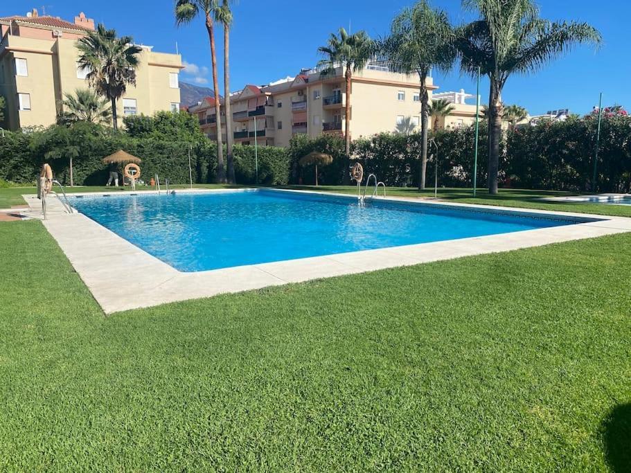 Central Estepona 3 Bed Apt With Pool And Parking エクステリア 写真