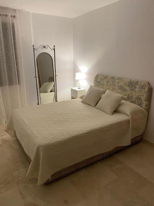 Central Estepona 3 Bed Apt With Pool And Parking エクステリア 写真