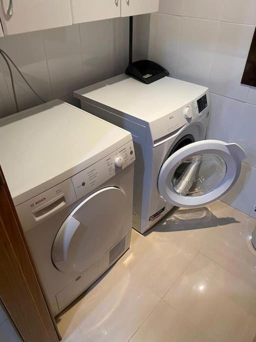 Central Estepona 3 Bed Apt With Pool And Parking エクステリア 写真