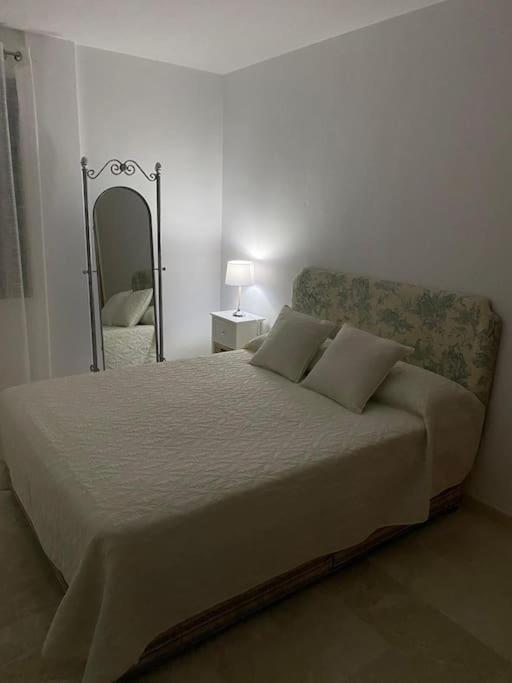 Central Estepona 3 Bed Apt With Pool And Parking エクステリア 写真